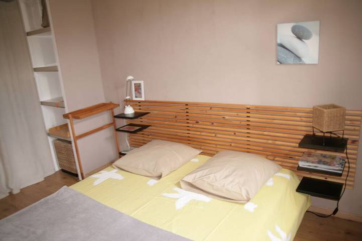 Location de vacances pour 4 personnes, avec piscine ainsi que jardin et terrasse à Biot - 3