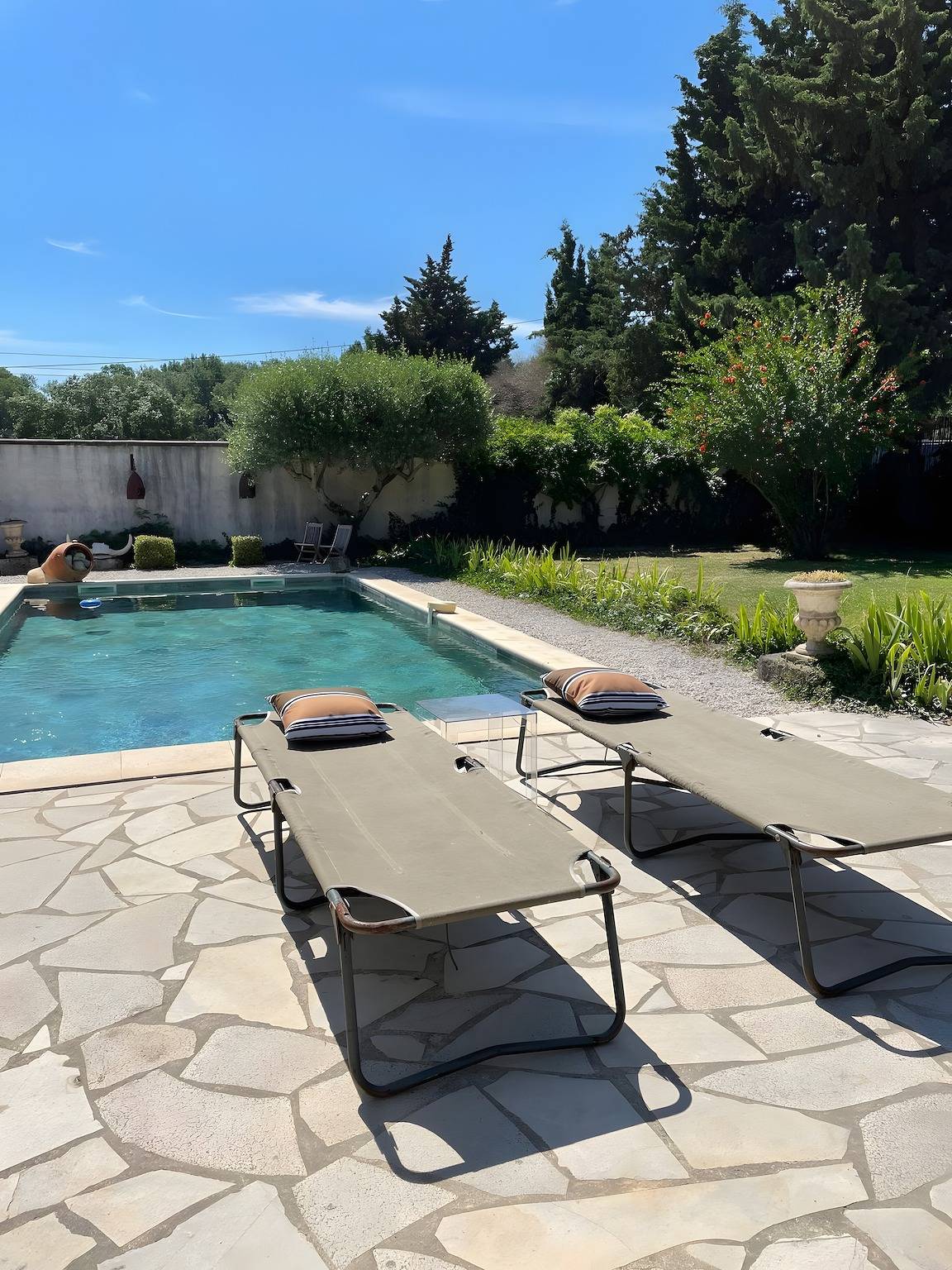 Casa Vacacional 'Mas St Anne' con Piscina Privada, Wi-Fi y Aire Acondicionado in Saint-Étienne-du-Grès, Region de Arles