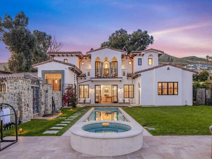 Apartamento de vacaciones para 8 personas, con balcón además de piscina y jardín - 1