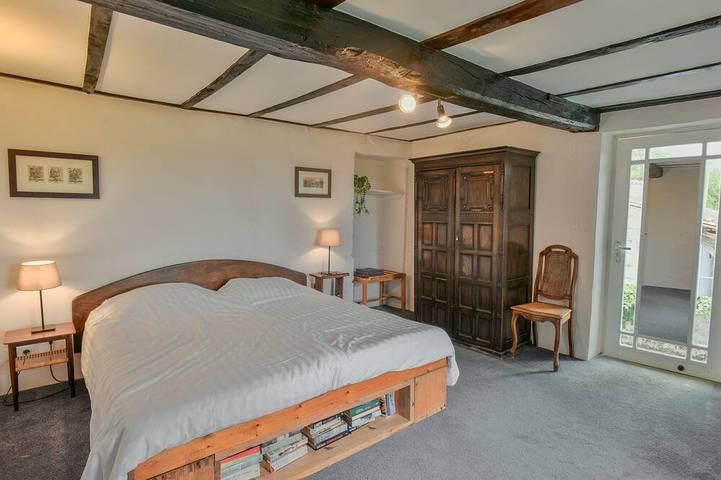 Location de vacances pour 18 personnes, avec jardin et terrasse à Lusignac - 2