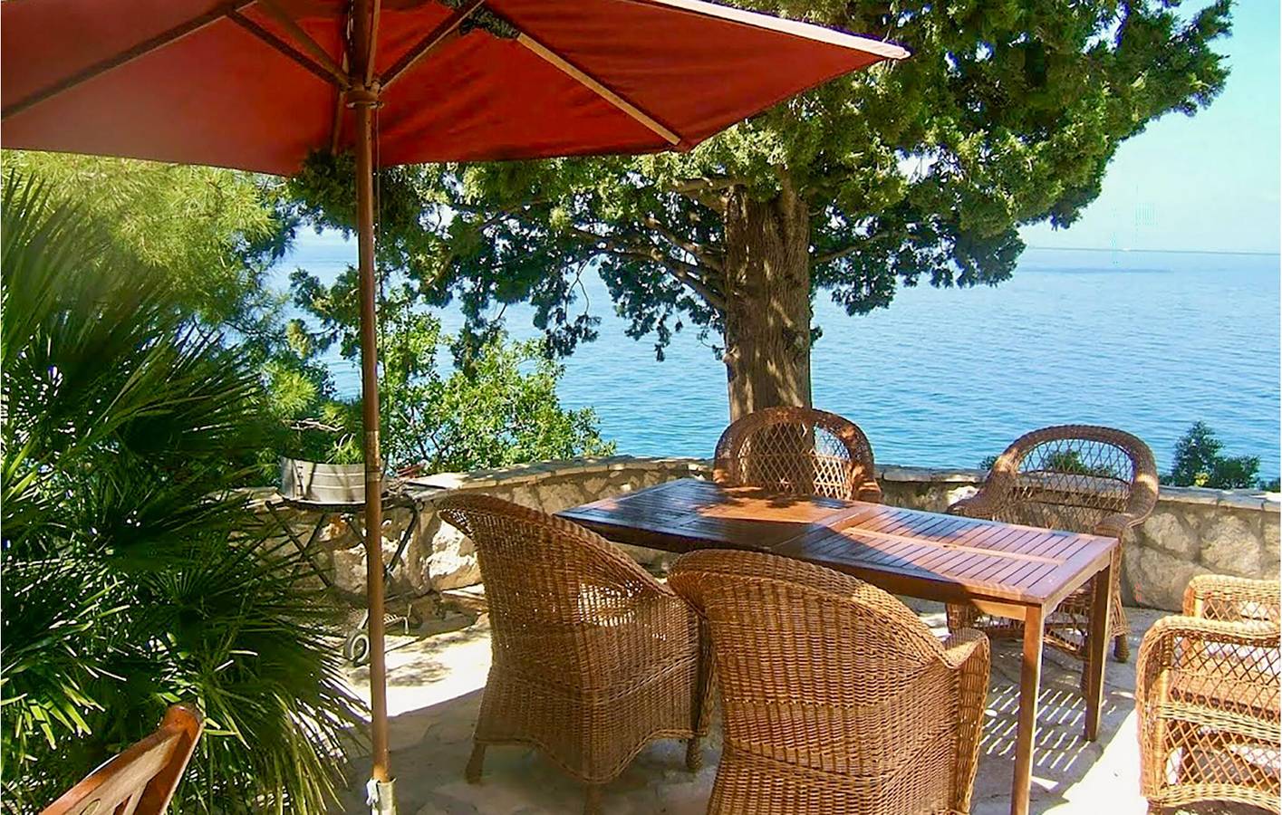 Odmor na moru: Ugodan apartman s terasom, Wi-Fi-jem i parkingom u Podaci in Podaca, Makarska Riviera