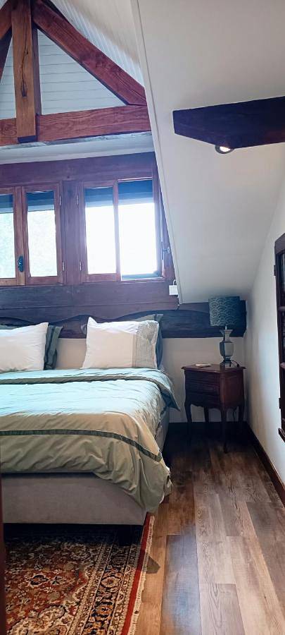 Location de vacances pour 2 personnes, avec jardin et sauna ainsi que piscine et vue à Saint-Estèphe (Dordogne) - 4