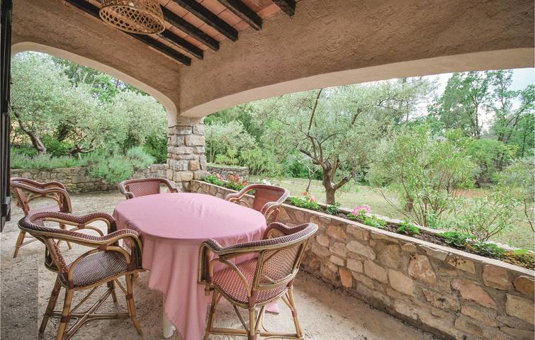 Ferienhaus für 6 Personen, mit Terrasse und Garten, mit Haustier in Var - 3