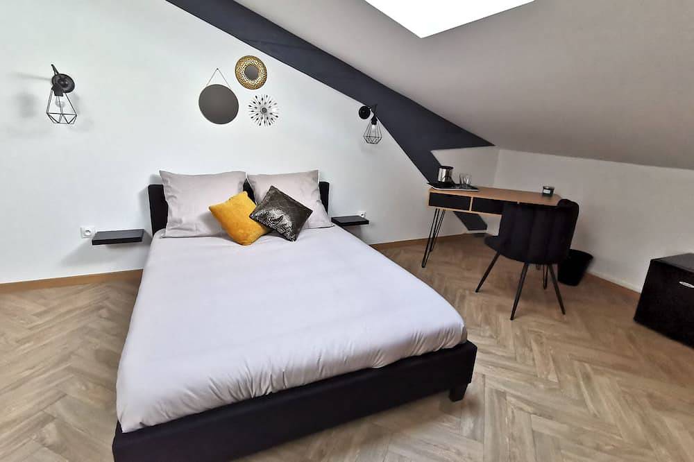 Appartement entier, Grande Chambre Cosy Mâcon • Canapé Convertible in Mâcon, Région de Mâcon