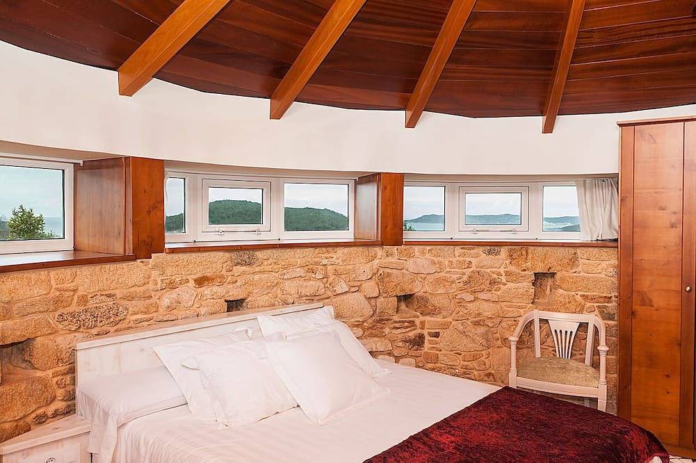 Entire apartment, Apartment of luxe or Pombal in Laxe, Costa da Morte