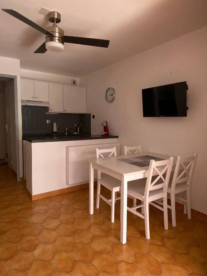 Gîte pour 4 personnes, avec terrasse dans Plage de l'Argentière - 4