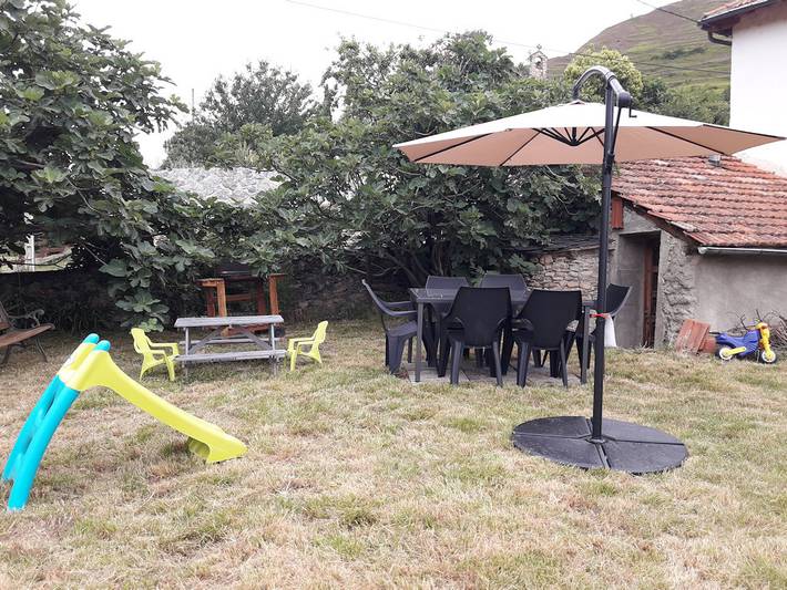 Gîte pour 6 personnes, avec jardin, animaux acceptés dans l' Ariège - 4