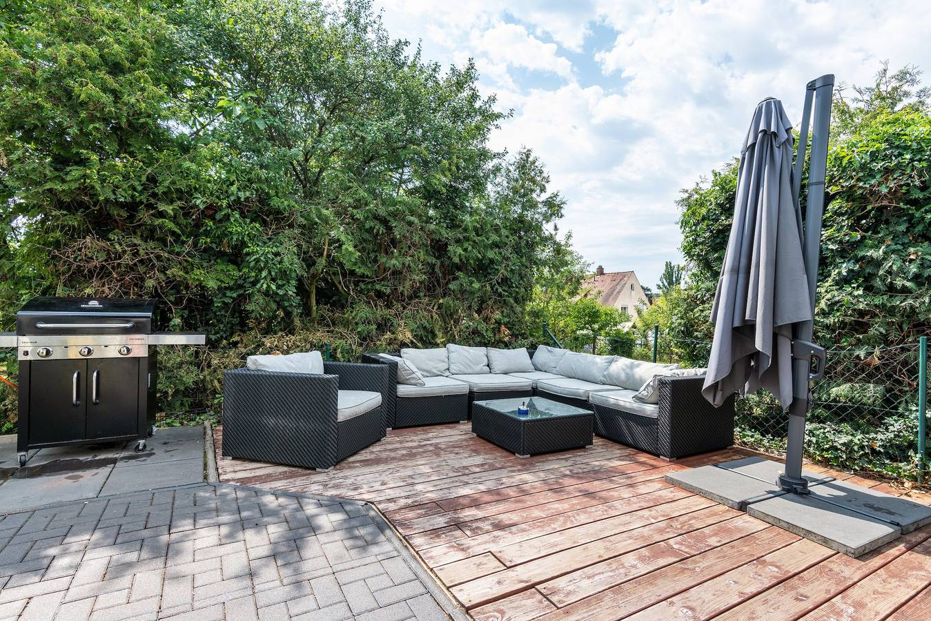 Geräumiges Ferienhaus mit Garten & Terrasse – bis zu 9 Personen in Nürnberg in Nürnberg, Franken