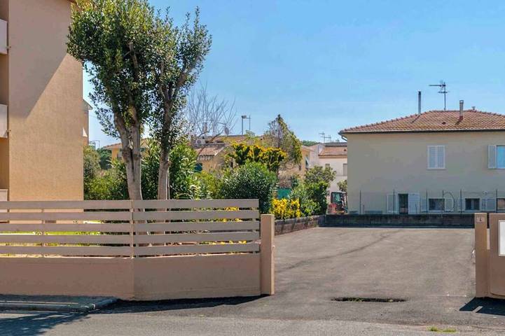 Appartement entier, Studio avec climatisation in Marina di Cecina, Cecina