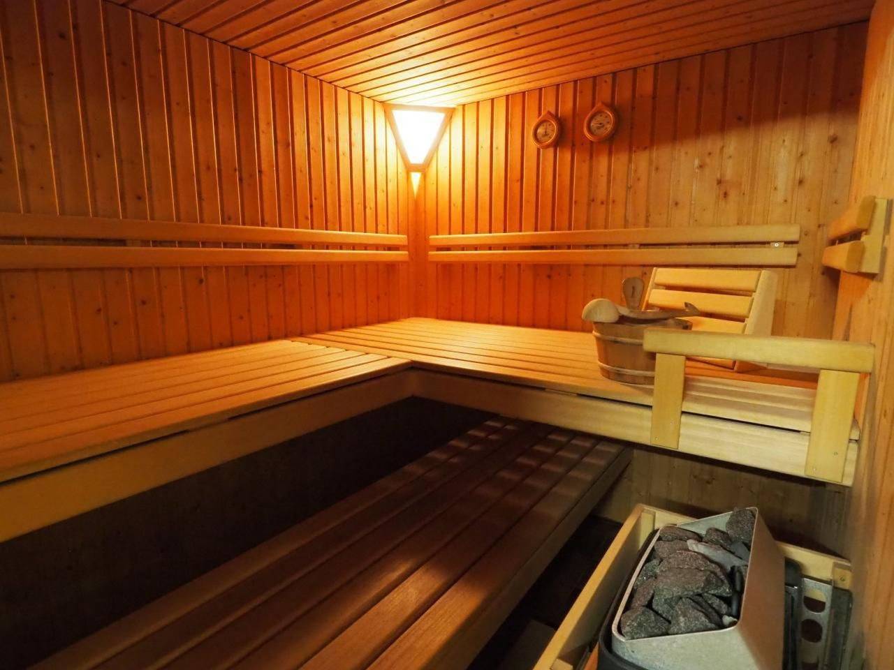 Ganze Wohnung, Residenz La Mora 29 in La Punt-Chamues-ch, Sankt Moritz