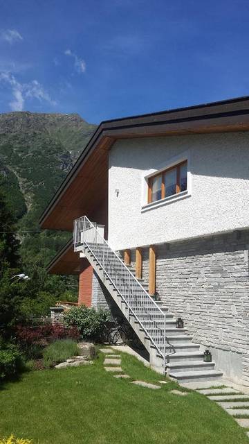 Gîte pour 6 personnes, avec vue et jardin à Entracque