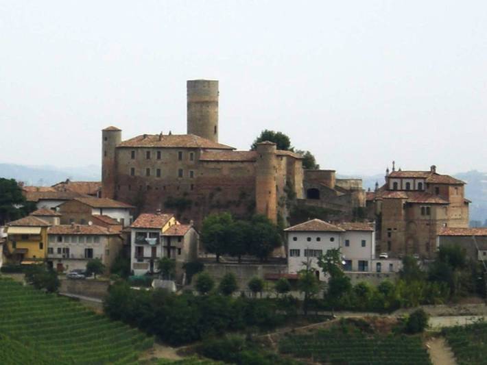 B&b per 2 persone, con Terrazza e Piscina a Monforte d'Alba