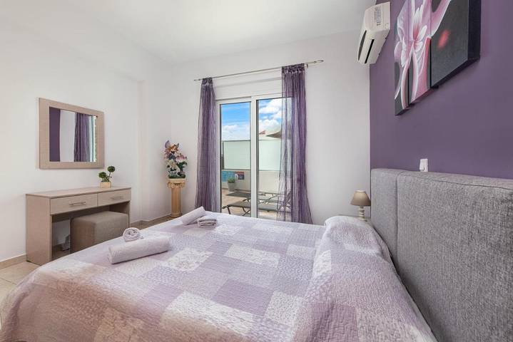 Ferienwohnung für 6 Personen, mit Pool und Terrasse sowie Ausblick in Afantou - 3