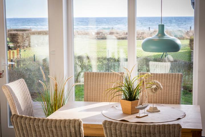 Ferienhaus für 6 Personen, mit Whirlpool und Terrasse sowie Garten und Sauna in Rettin