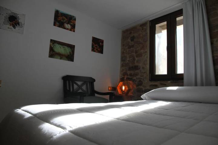 Casa rural para 6 personas, con piscina y terraza en Parc Natural de la Serra d'Espadà - 4