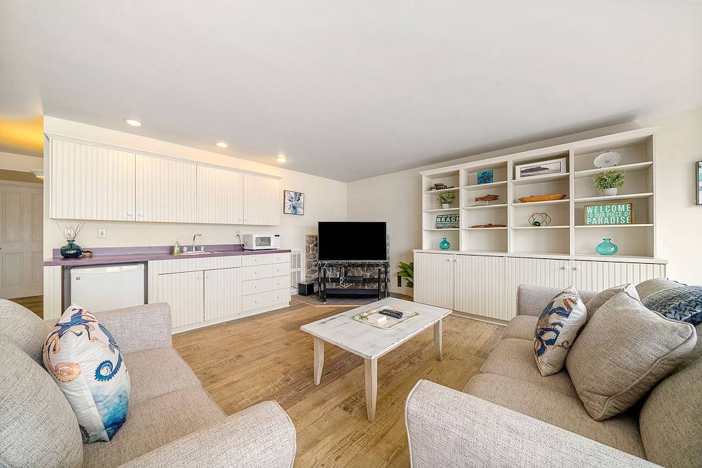 Ob Water Front & View, Lage !!Whirlpool, Feuerstelle, Ausstattung, Kamin, Hund Ok in Gearhart, Clatsop County