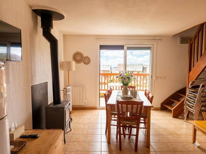 Gîte pour 5 personnes, avec Terrasse et Jardin ainsi que Vue sur le lac et Vue dans Lac de la Raviège - 4