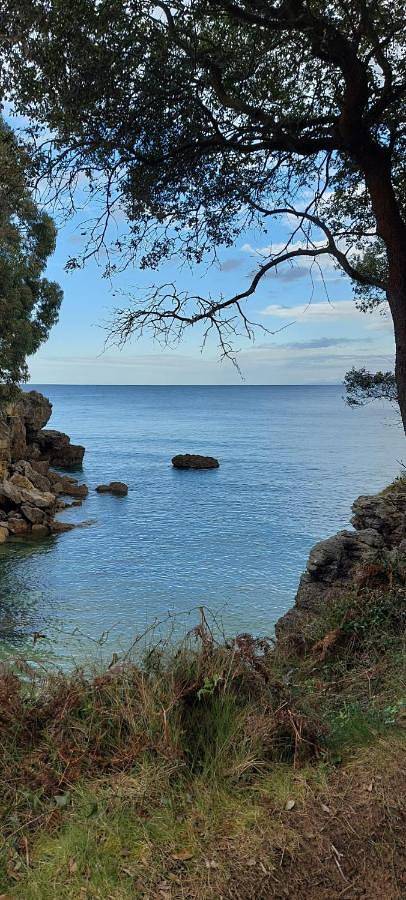 Apartamento de vacaciones para 6 personas, con piscina para niños y jardín además de vistas y piscina - 1