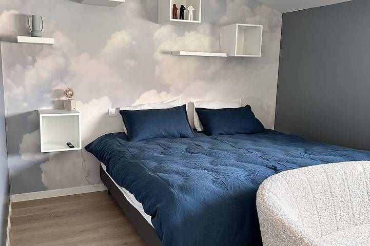 Gîte pour 9 personnes, avec terrasse et jardin à Les Attaques - 2