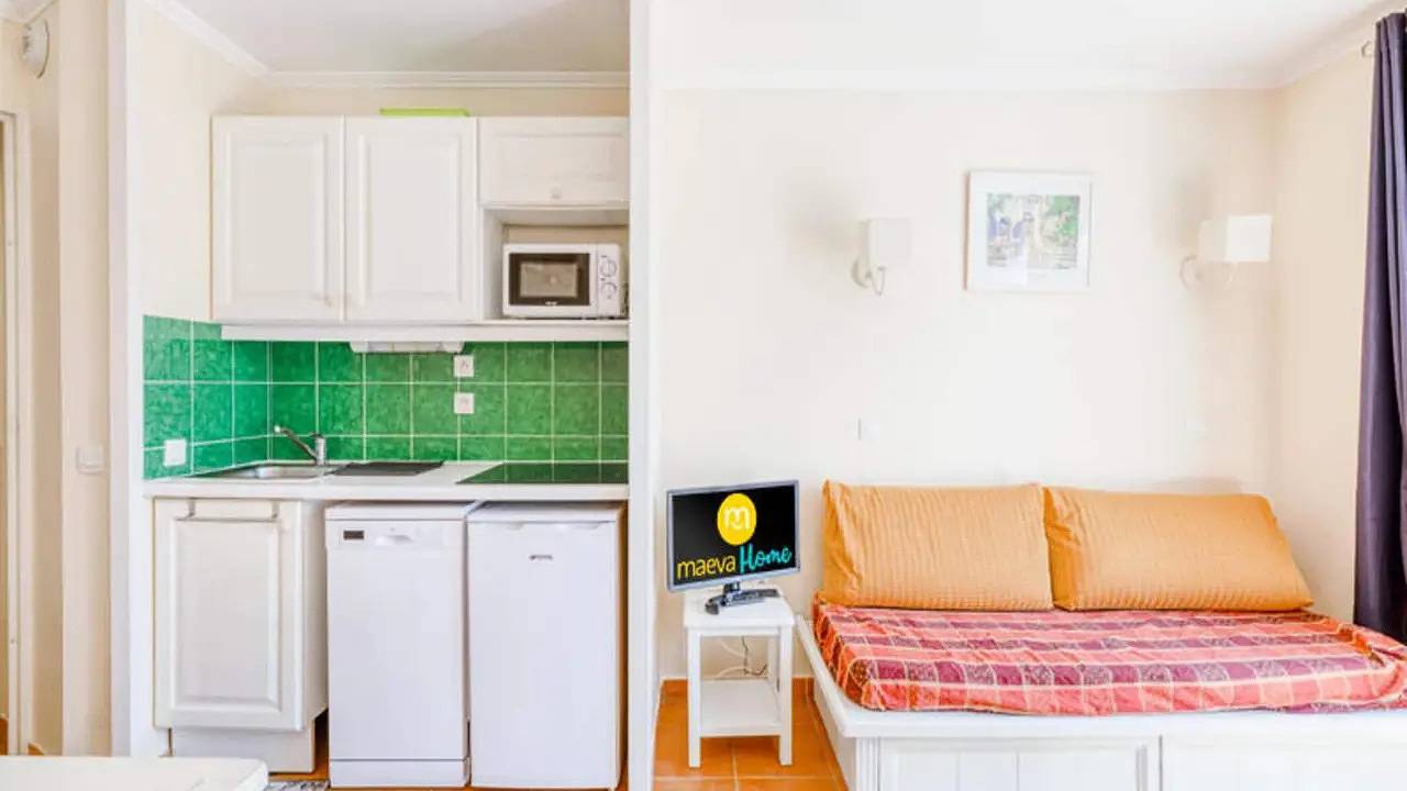 Geheel vakantieappartement, Ferienwohnung für 4 Personen (29 m²) in Saint-Raphaël in Le Dramont, Saint-Raphaël