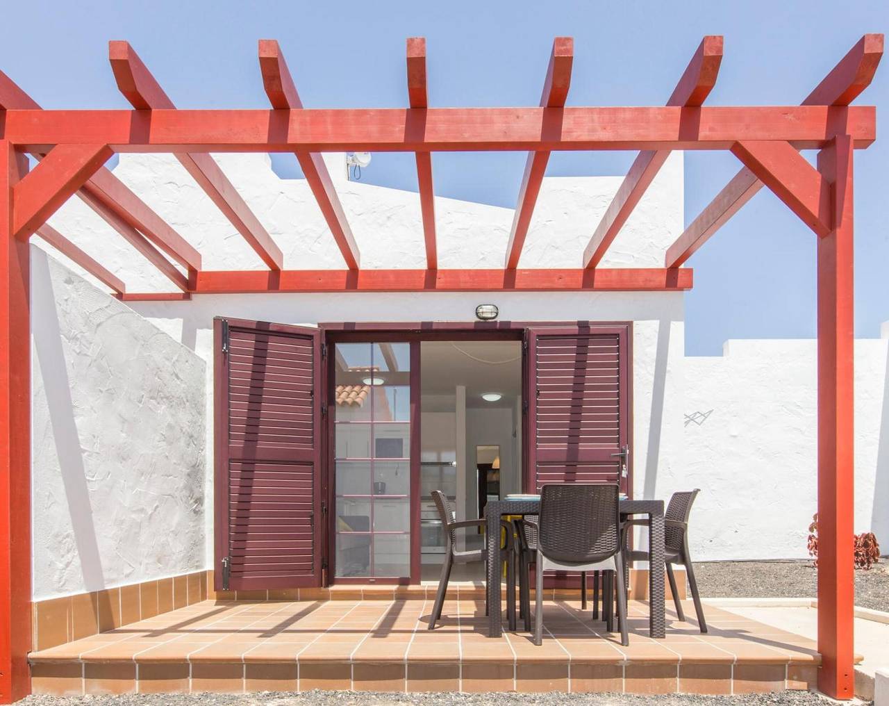 Apartamento entero, Apartamento de vacaciones 'Casita Del Sol' con piscina privada, terraza privada y Wi-Fi in Caleta de Fuste, Antigua