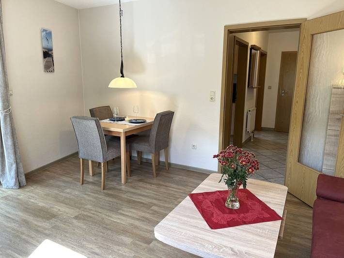 Ganze Wohnung, Urlaub im Zentrum von Büsum, trotzdem ruhig gelegen, für 2 Personen. in Hafen Büsum, Büsum