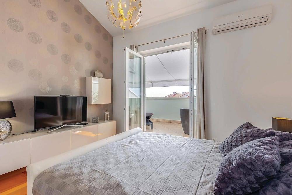 Apartamento entero, Apartamento de 2 habitaciones que admite mascotas. in Selce, Condado de Primorje-Gorski Kotar