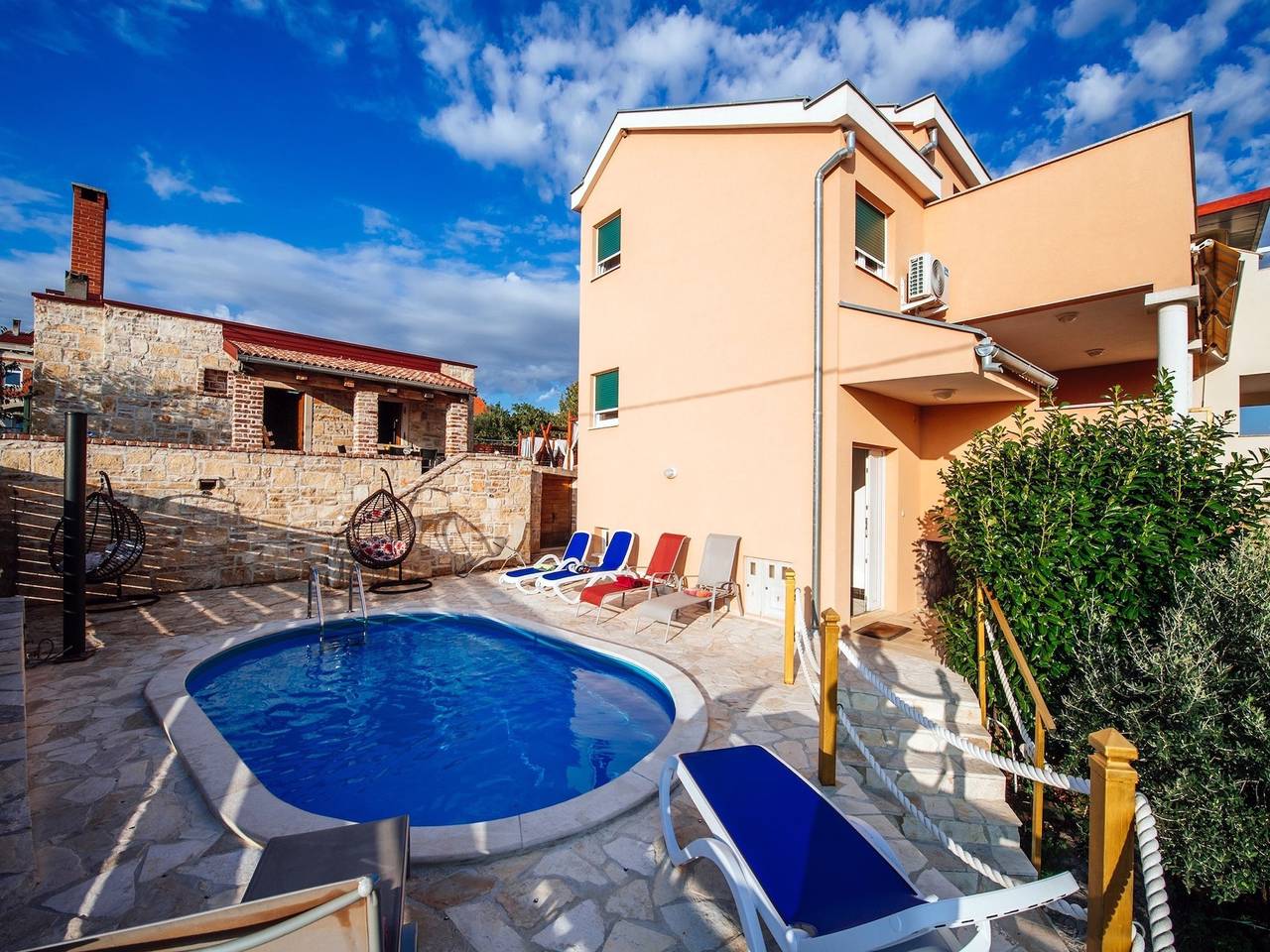 Splendid Holiday Home in Jasenice with Swimming Pool in Maslenica, Zadar