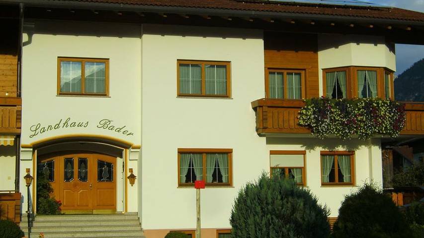 Ferienwohnung für 4 Personen, mit Balkon und Garten im Lechtal - 3