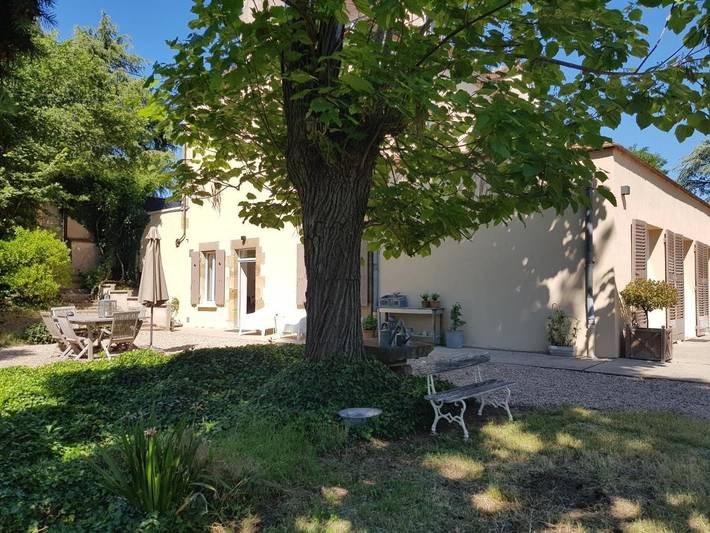 Maison d’hôte pour 2 personnes, avec piscine ainsi que jardin et terrasse dans Allier - 3