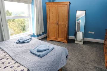 Cottage for 6 People in St Dogmaels, Pembrokeshire, Photo 3