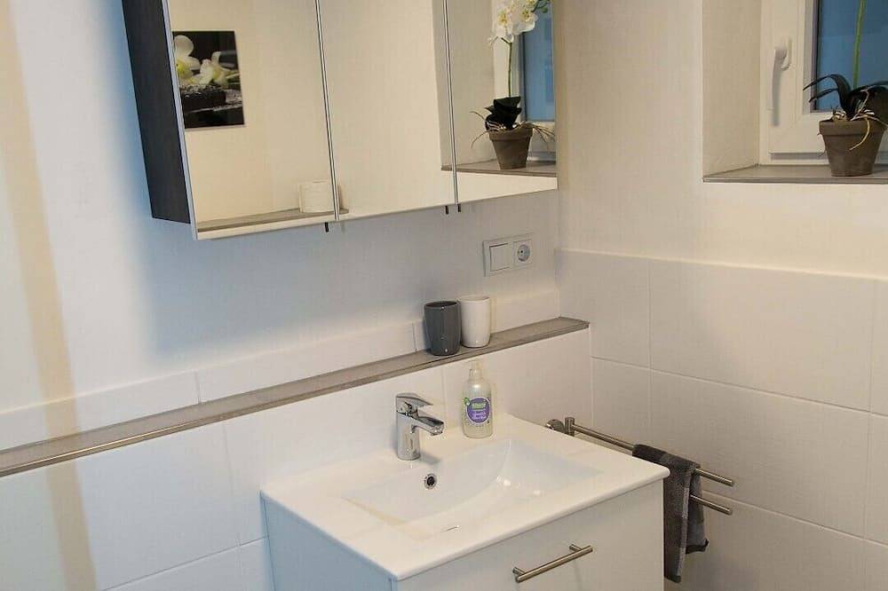 Ganze Wohnung, Neue Ferienwohnung im Zellertal, Albisheim, Barrierefreie, Tiere erlaubt in Donnersbergkreis