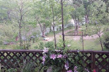 Vacation House for 2 Guests in Ouachita National Forest, Arkansas, Picture 1