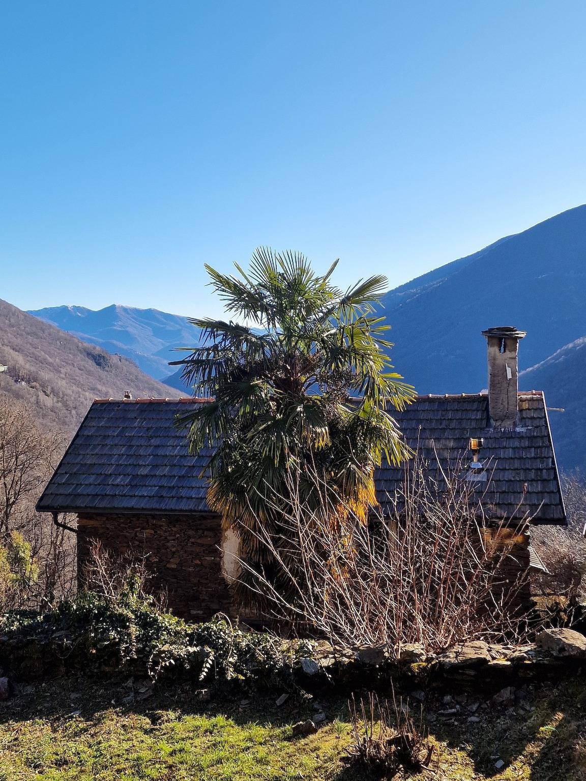 Casa di Luna, Case di Zali in Falmenta, Valle Cannobina