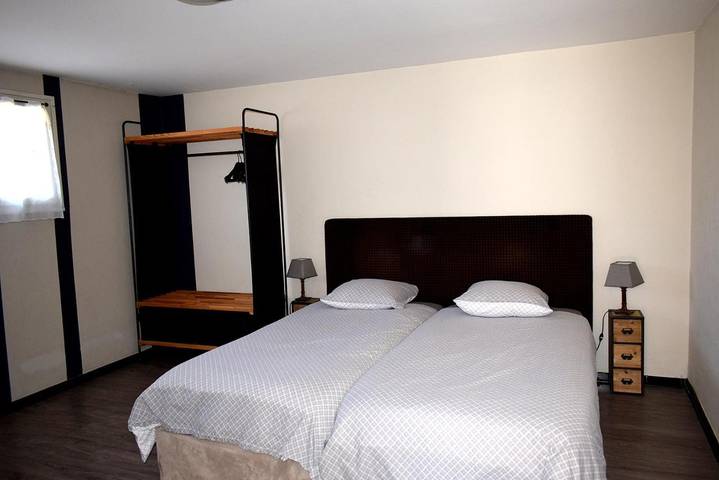 Gîte pour 2 personnes, avec vue et jardin à Aigueblanche - 4