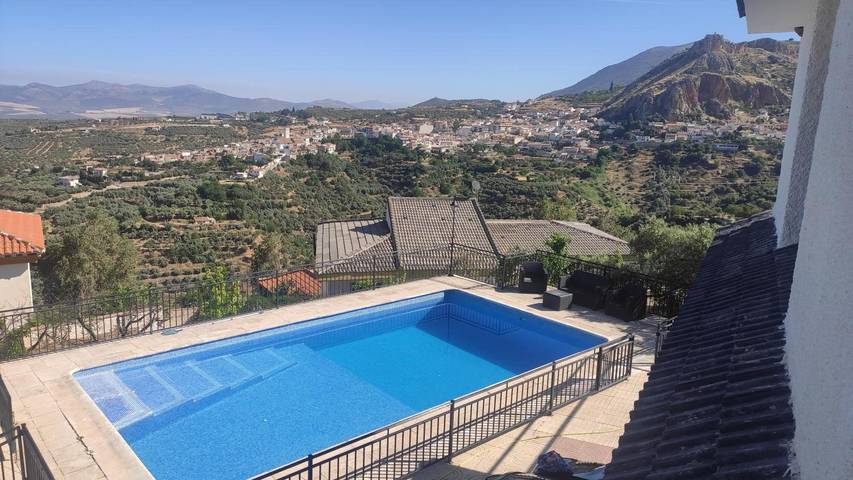 Casa rural para 8 personas, con jardín en Vega de Granada