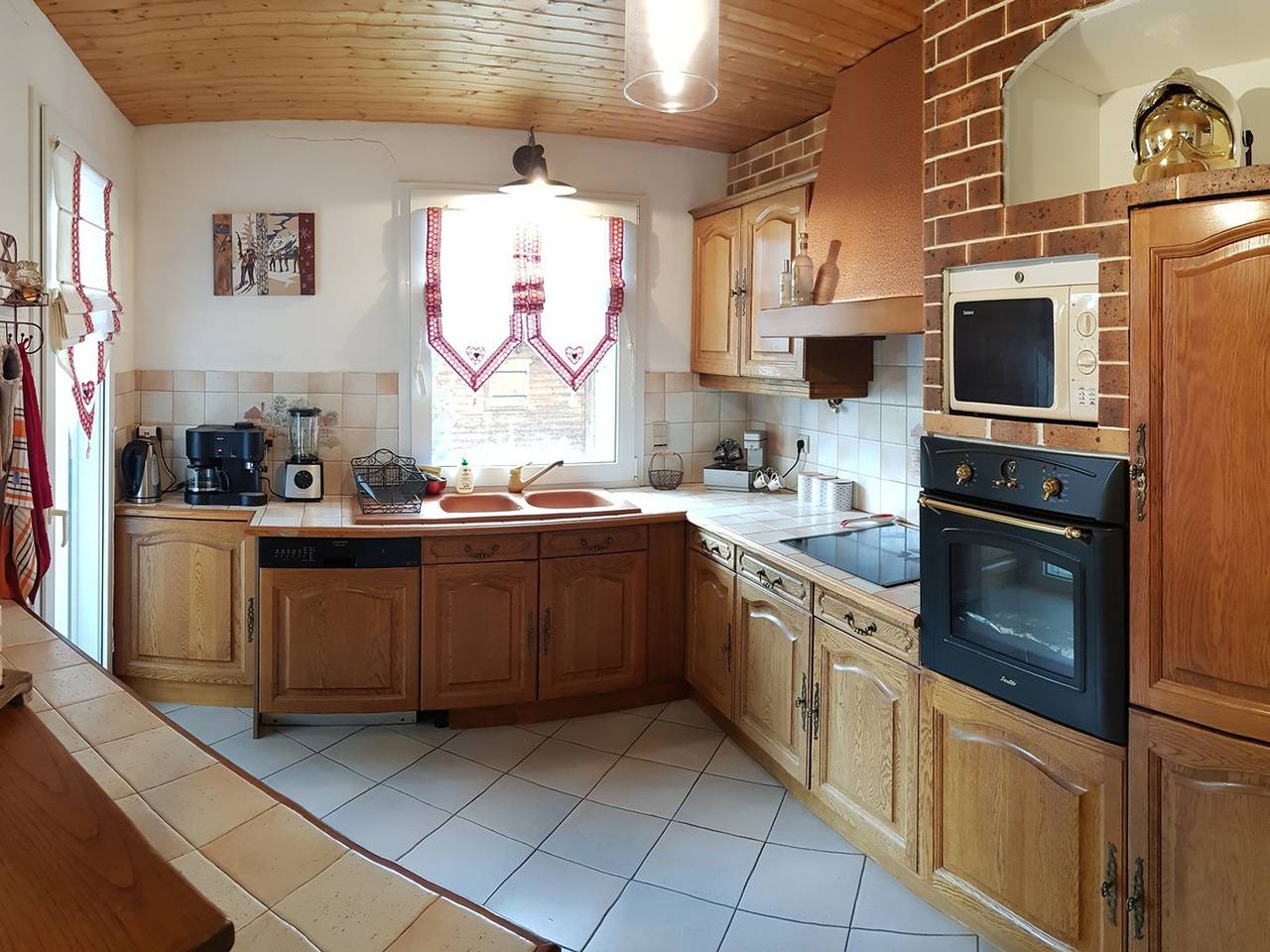 Appartement entier, Spacieux duplex 8/9 personnes, ski aux pieds, parking privé, proche télésiège Soleil in La Toussuire, Fontcouverte-la-Toussuire