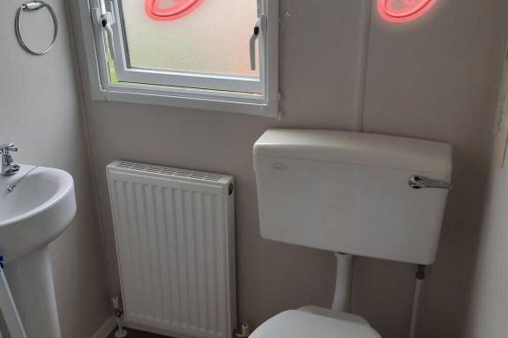 6 Berth 3 Bedroom Willerby Caravan in St Osyth, Essex
