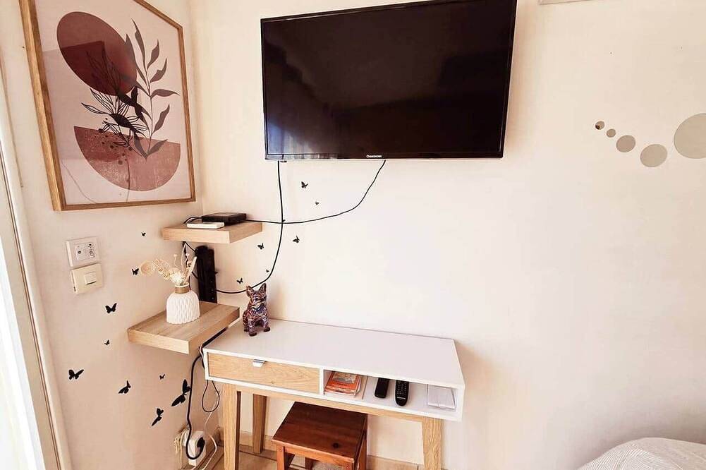 Loù Cabanoù 35 m from the seafront in Les Goudes, Marseille