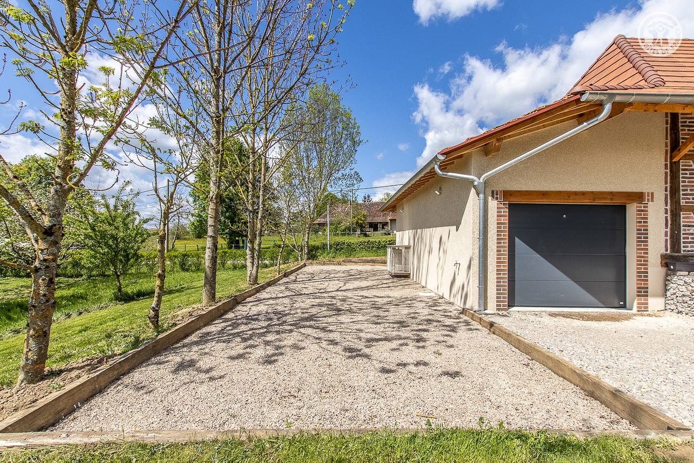 Gîte for 10 personer med terrasse in Saint-Usuge, Louhans region