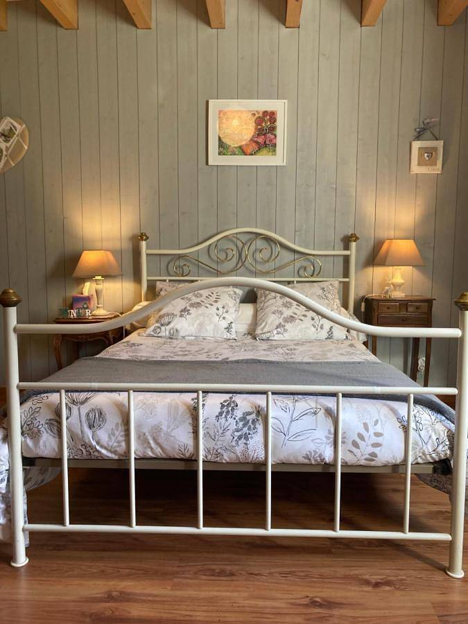 Location de vacances pour 2 personnes, avec vue et jardin à Aste-Béon - 4