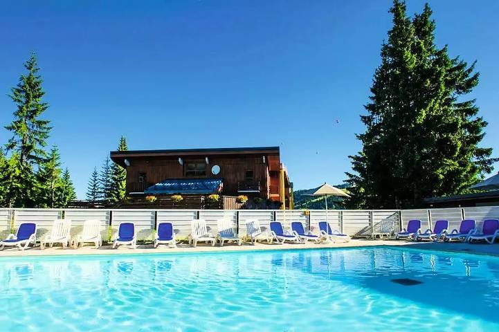 Hôtel pour 2 personnes, avec Balcon et Piscine