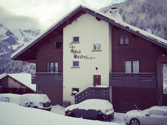 Location de vacances pour 12 personnes, avec Balcon à Chatel