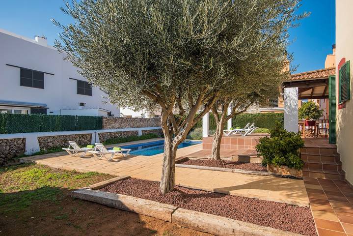 Casa de vacaciones para 6 personas, con terraza y jardín en Menorca - 3