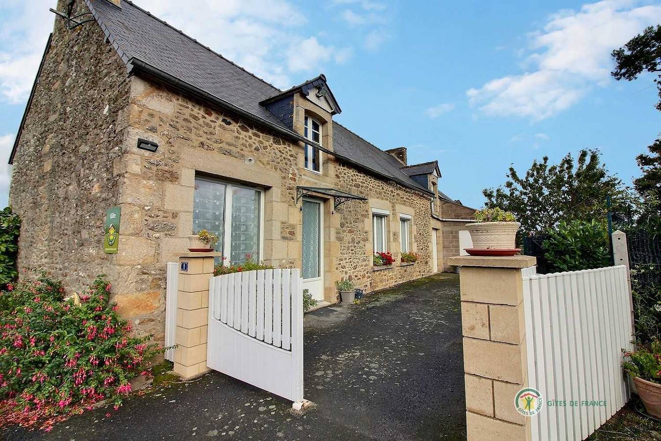 Les hirondelles in Bourseul, Région de Dinan