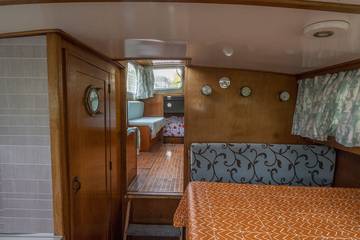 Houseboat for 4 People in Hadlow, England, Photo 4