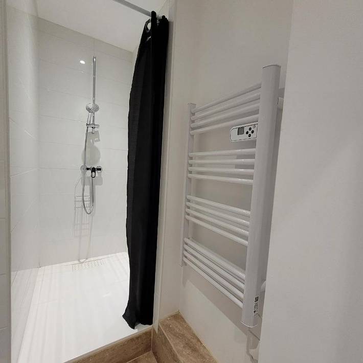 Gîte pour 4 personnes, avec vue et balcon, animaux acceptés à Bessèges - 2