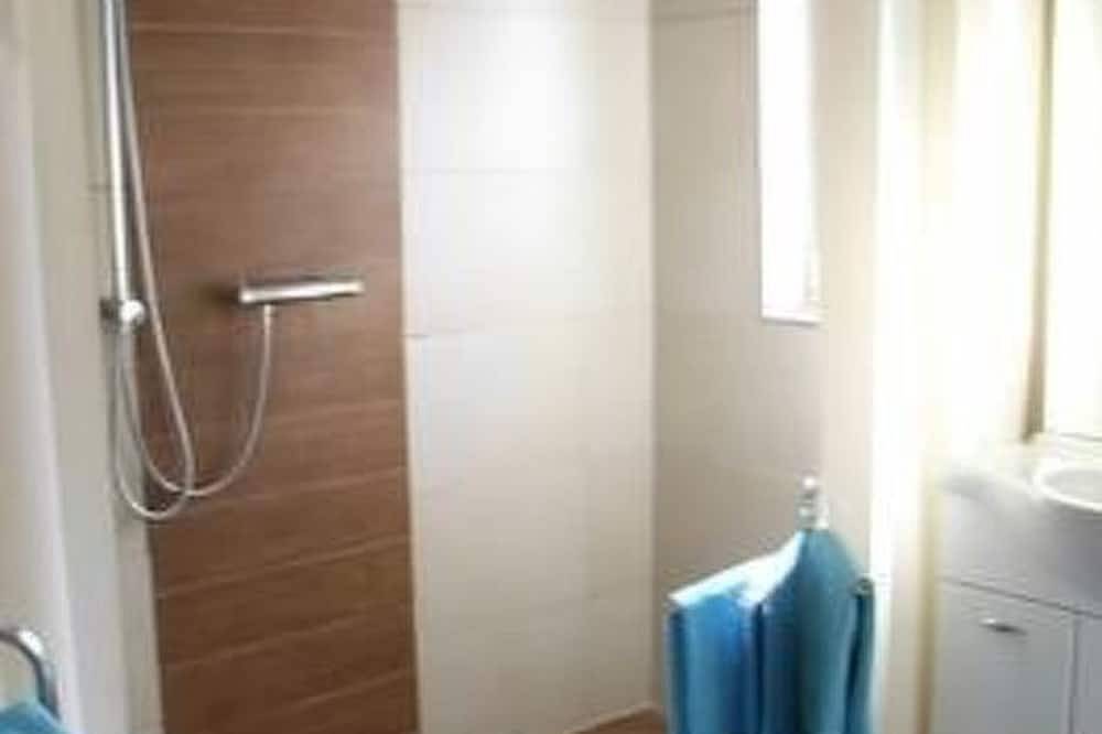 Ganze Wohnung, Appartement in Abenheim mit Grill und Terrasse in Worms, Kurpfalz