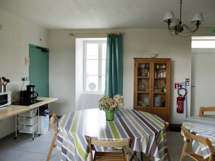 Location de vacances pour 3 personnes, avec jardin à Brélès - 4