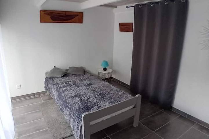 Gîte pour 5 personnes, avec jardin et terrasse à Pédernec - 3